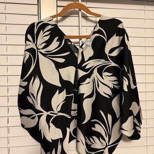 Nine West Black and Cream Floral Blouse